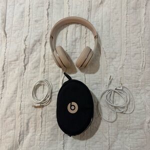 Rose Gold Bluetooth Beats Solo 3 Headphones (Option of Wire Connection)